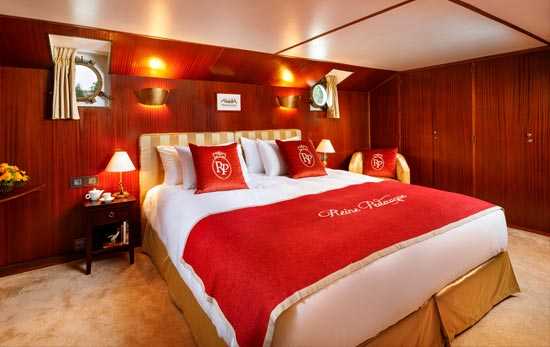 Imperial Suite on board La Reine Pedauque